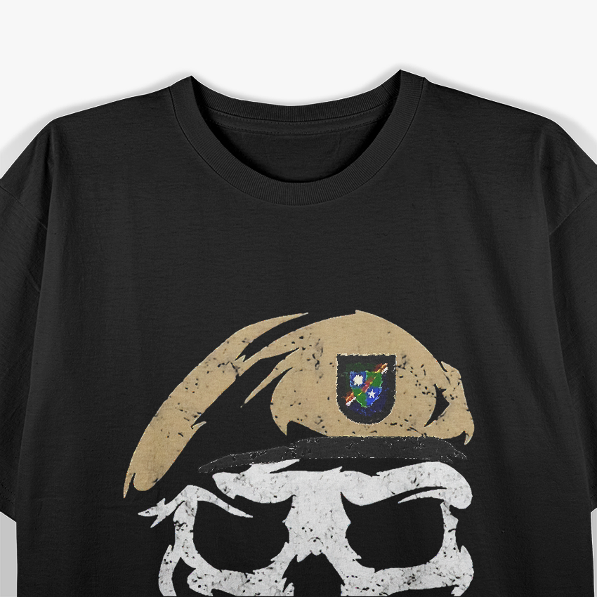 Vintage Army Ranger Regiment RLTW Skull Tan Beret T-Shirt
