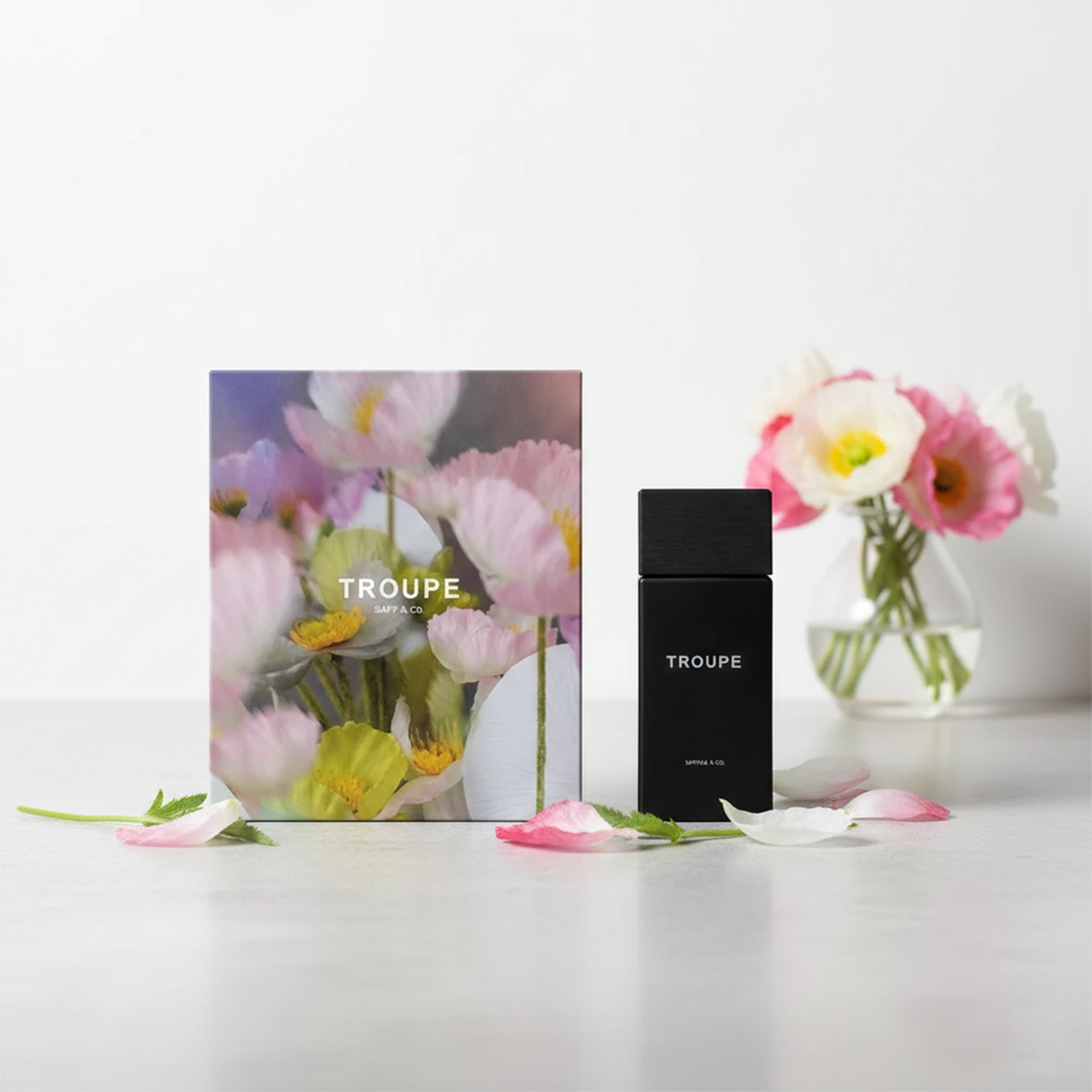 SAFF & Co. TROUPE Extrait de Parfum Woody Aromatic Spicy Luxury Scent