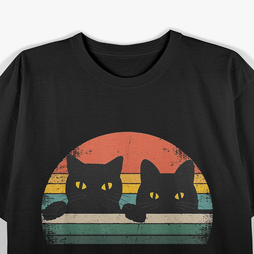 Black Cat Vintage Retro Style T-Shirt
