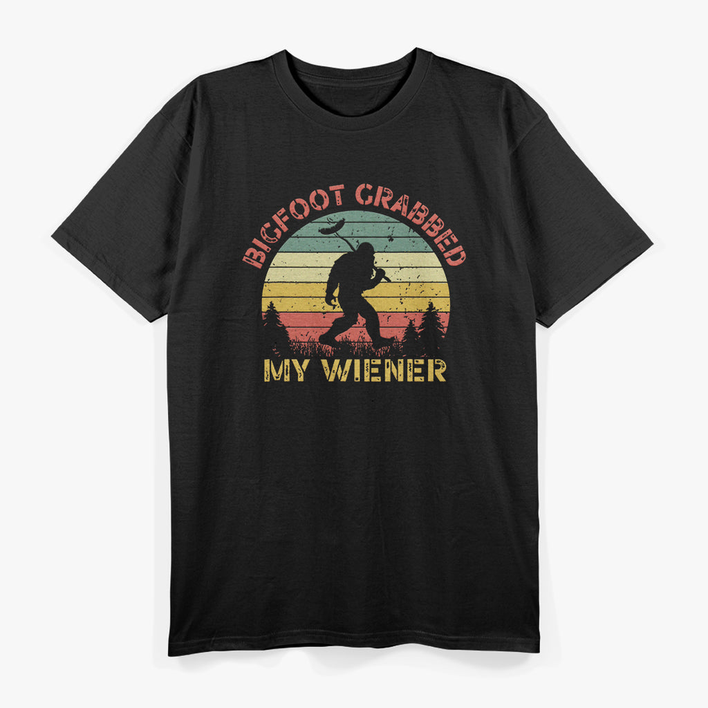 Retro Bigfoot Bigfoot Grabbed My Wiener T-Shirt