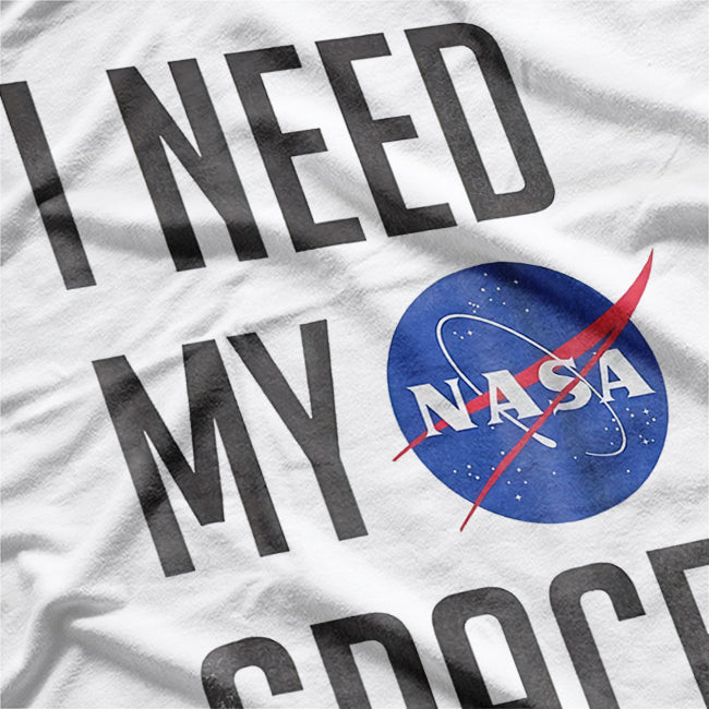 I Need My Space - Funny Nerdy Retro Humor T-Shirt