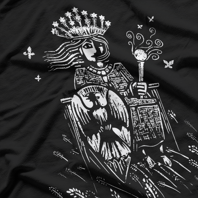 The Empress Tarot Card T-Shirt