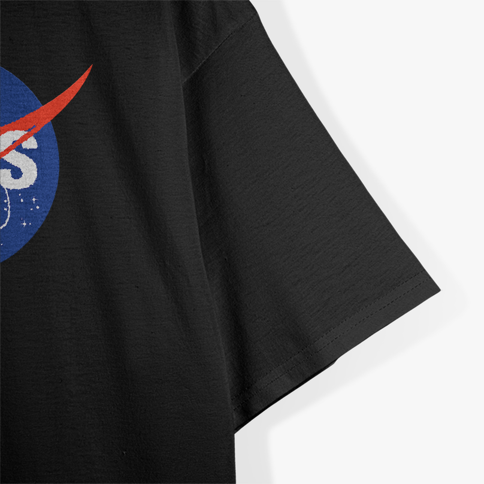 Conspiracy Theory – Flat Earth Funny Design T-Shirt
