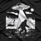Bigfoot UFO Abduction - Funny Sasquatch & Aliens T-Shirt