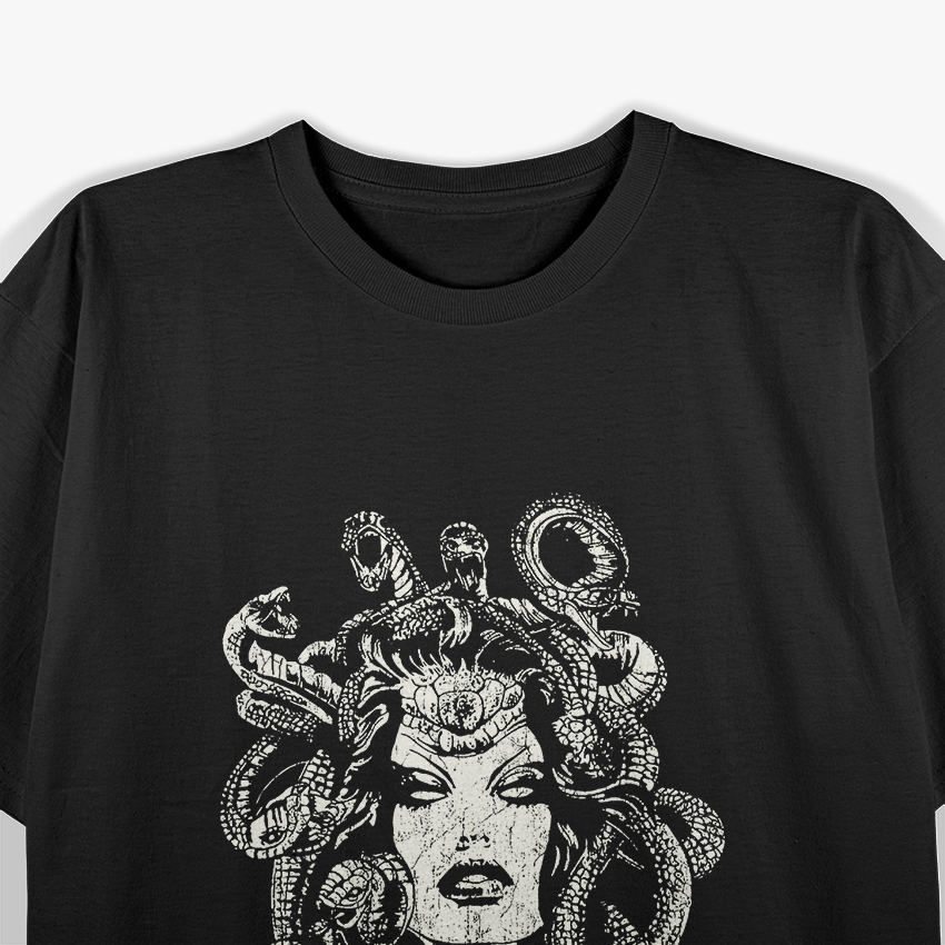 Medusa: Greek Mythology Grunge Style T-Shirt