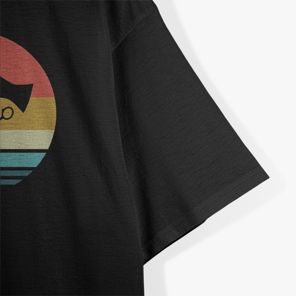Hairdresser Vintage Retro Barber Hairstylist Salon T-Shirt