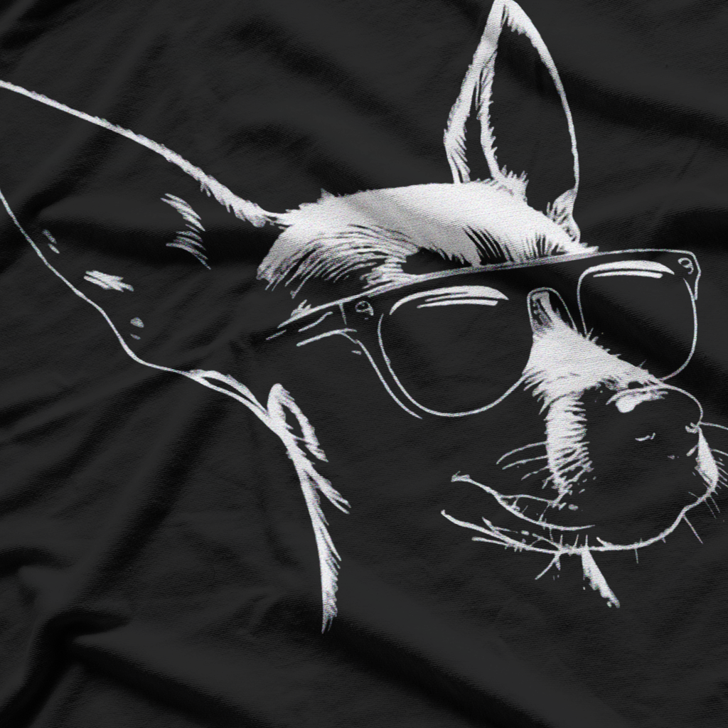 Cool Min Pin Dog With Sunglasses Funny Min Pin Dog Lovers T-Shirt