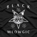 Black Meowgic – Cute Witchy Cat Magic Halloween Occult Kitty T-Shirt