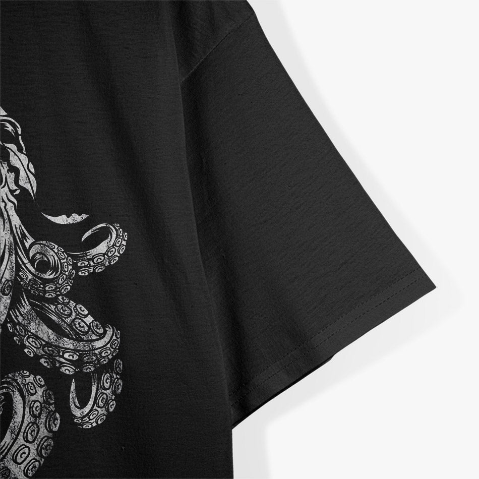 Octopus Skull Monster: Kraken & Cthulhu Horror T-Shirt