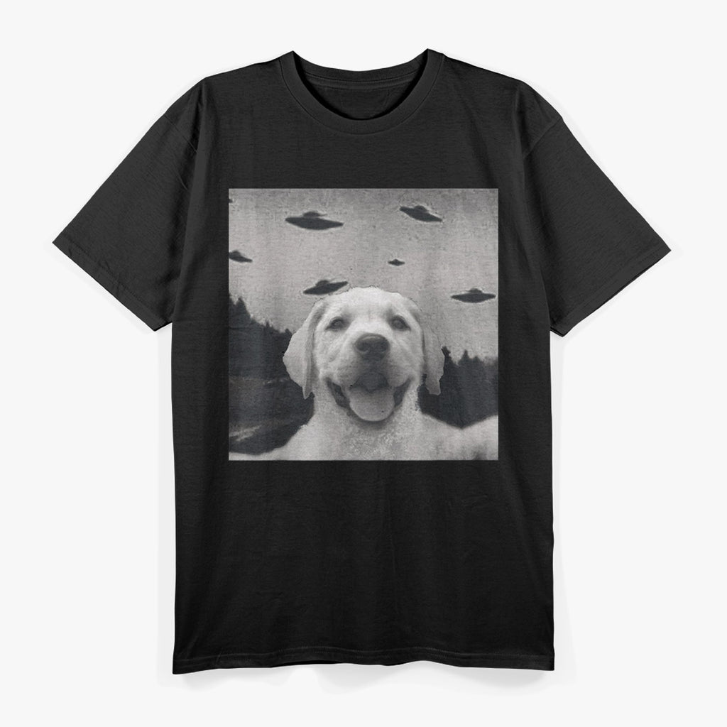 Alien UFO Selfie Labrador Funny Space Dog T-Shirt