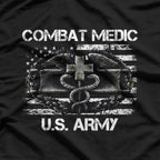 Combat Medic U.S. Army: Life Saver Under Fire T-Shirt
