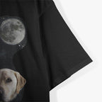 Golden Retriever Howling at Moon - Dog Lover’s Retro T-Shirt