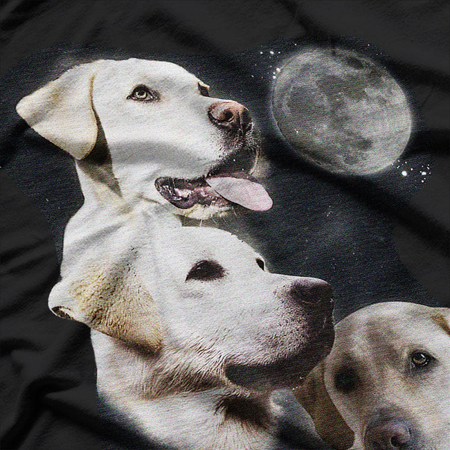 Golden Retriever Howling at Moon - Dog Lover’s Retro T-Shirt