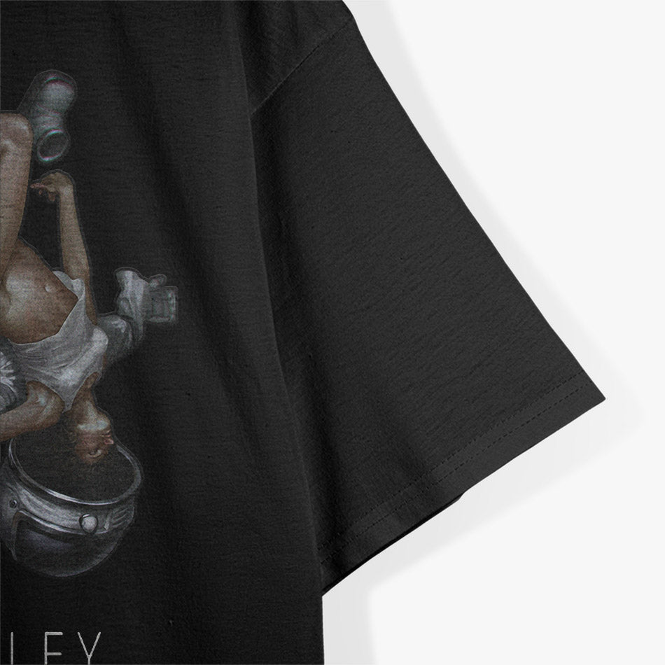 Retro Alien Sci-Fi Horror Inspired Vintage Graphic Movie T-Shirt