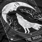 Tarot Card Distressed Wolf – Mystical and Powerful T-Shirt