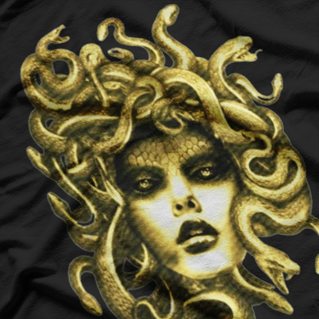 Medusa Head - Iconic Snake Hair Mythologys Legacy T-Shirt