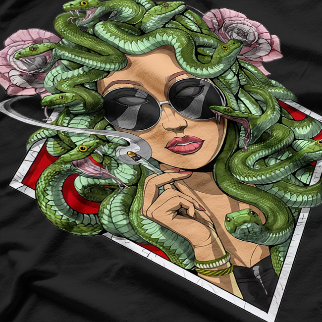 Medusa Smoking - Mythical Twist T-Shirt