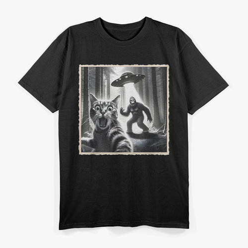 Bigfoot, UFO & Cat Selfie – Cryptid Comedy Mashup Love T-Shirt