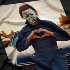 Retro Horror Heart Hands – Vintage Scary Movie Style T-Shirt
