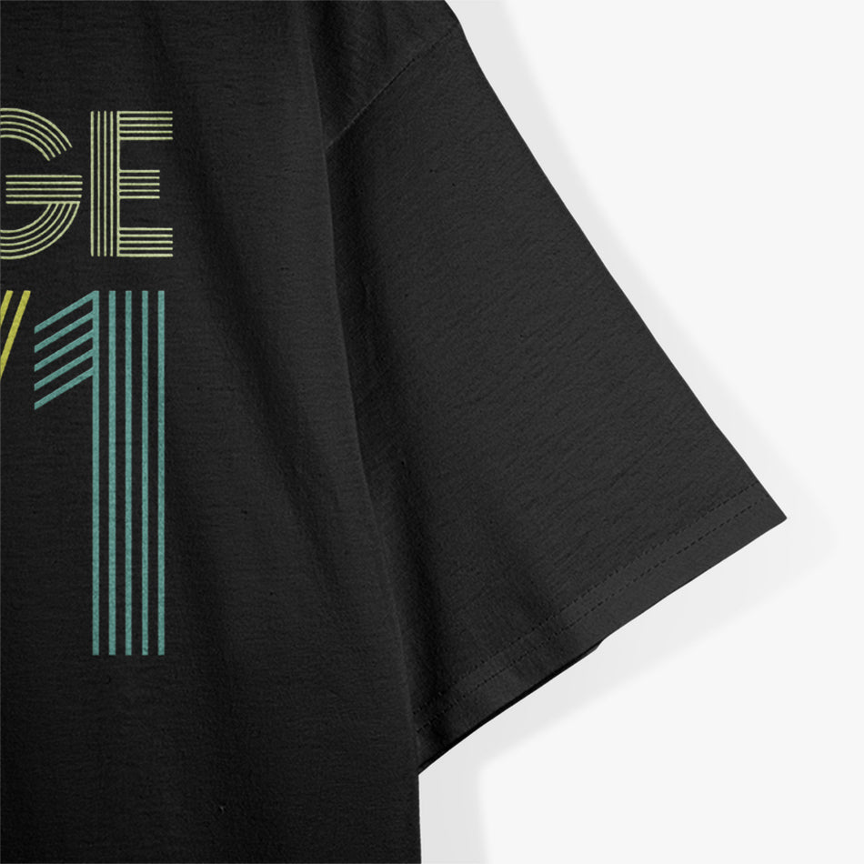 Vintage 1971 - Classic Retro Style Birthday T-Shirt