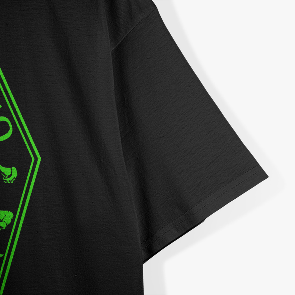 Memento Mori Green Skull Art Inspired Gothic Aesthetic  T-Shirt